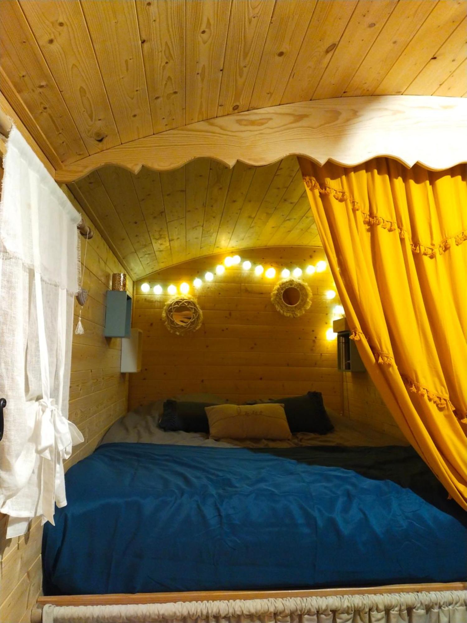 La Roulotte D'Elfes Hotel Thénac Екстериор снимка